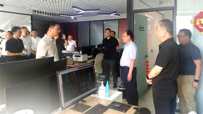 張佩峰一行調(diào)研省建筑設(shè)計(jì)院新疆分公司、省水電設(shè)計(jì)院新疆分公司