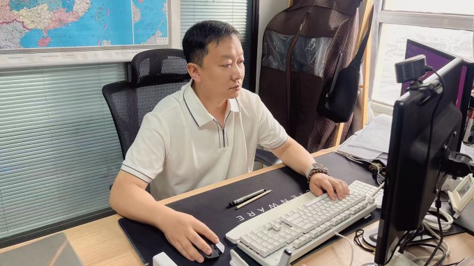 《匠心筑夢(mèng)：甘肅咨詢?nèi)说膱?jiān)守與超越》專題報(bào)道3 | 劉斌——腳步丈量責(zé)任 圖紙繪就希望